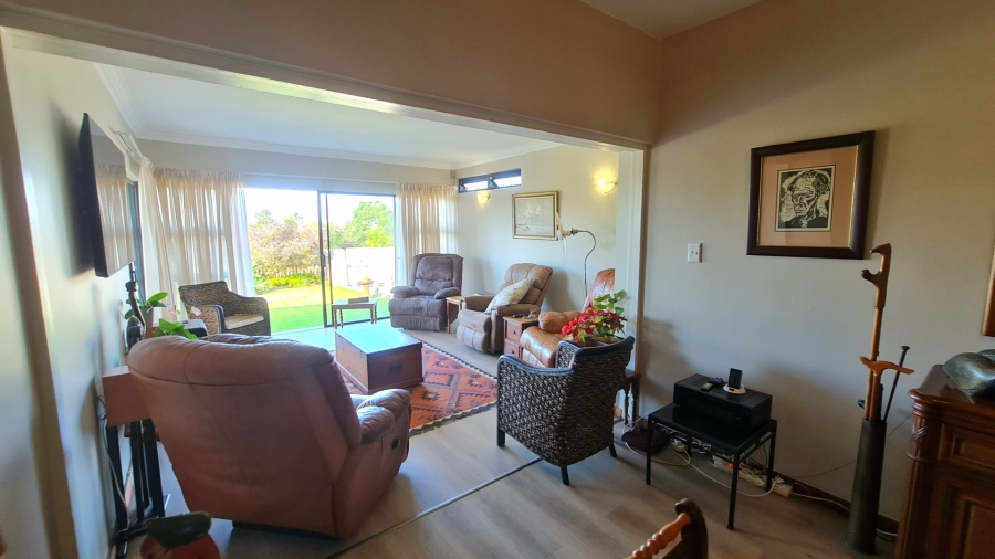 3 Bedroom Property for Sale in Upper Robberg Western Cape